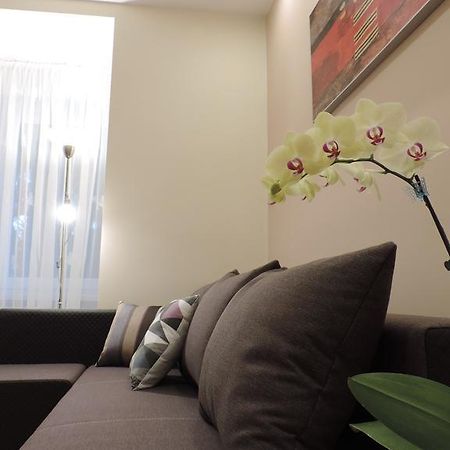 Apartament Violet クロスノ エクステリア 写真