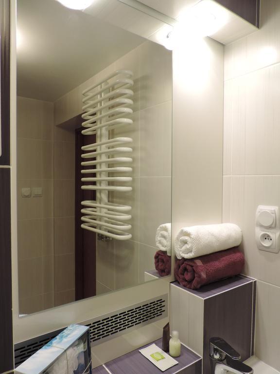 Apartament Violet クロスノ エクステリア 写真